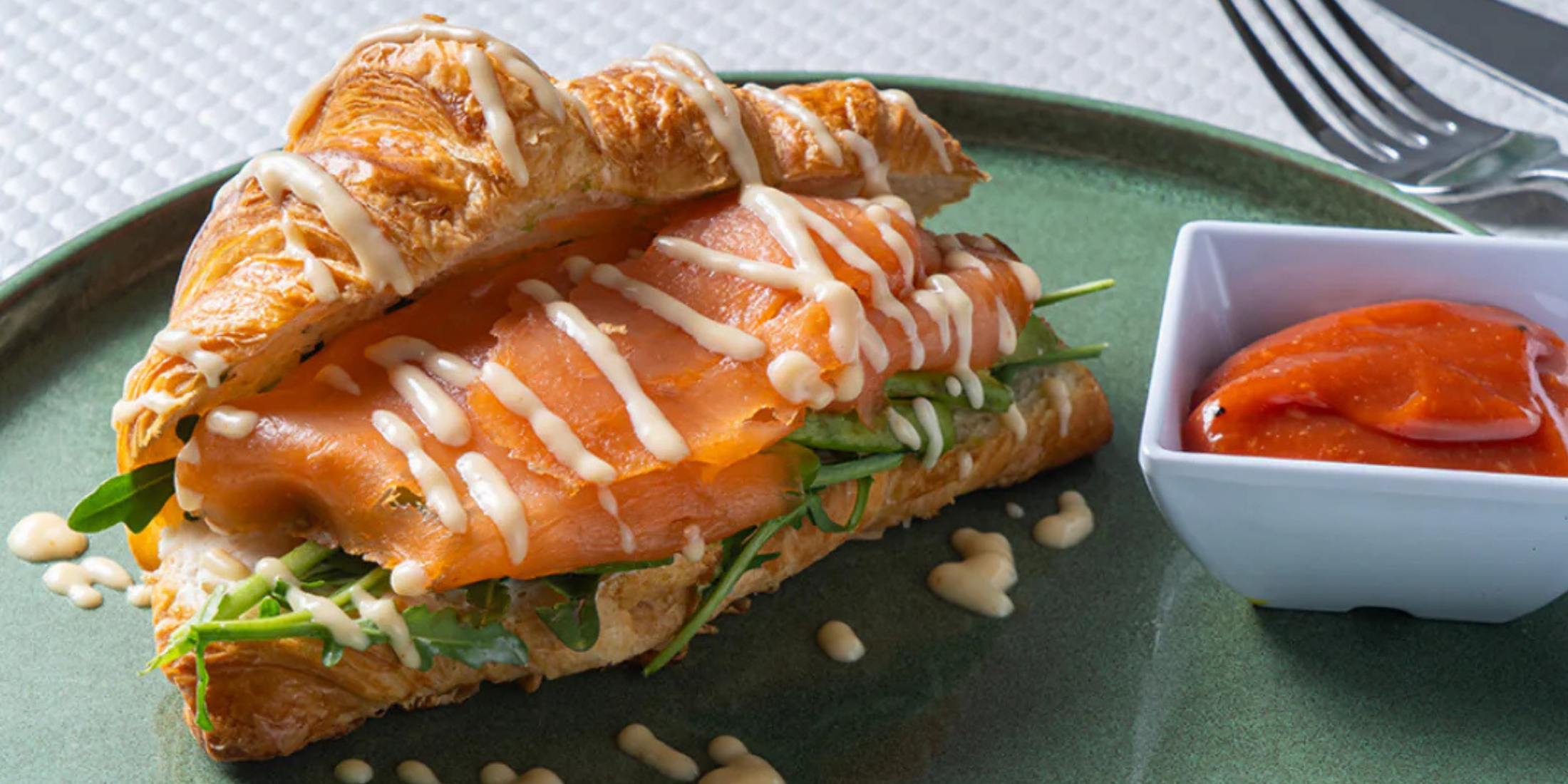 Smoked Salmon Croissant Near You: A Delicious Breakfast Option in Washington