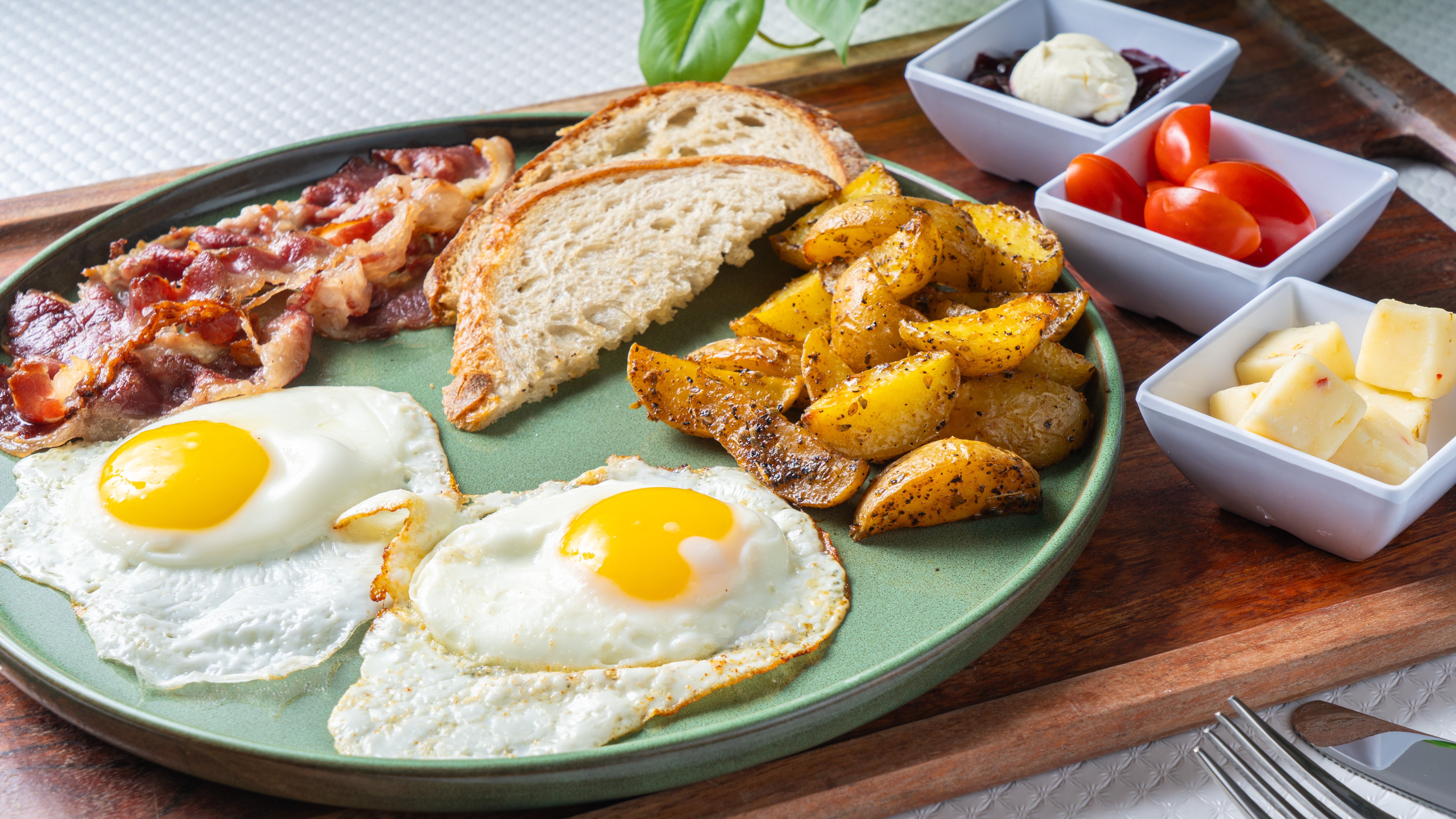 アトリエgg breakfast in Manhattan 19ハーフ Best Breakfast in Woodruff, WI | ERA Café Arbor Vitae